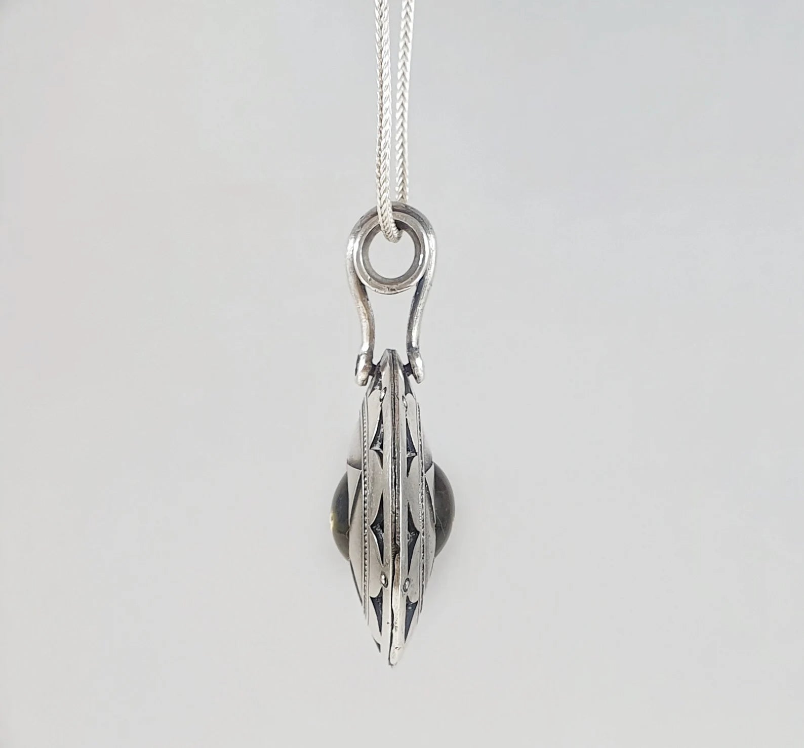 Chakra Pendant Solar Plexus image 3
