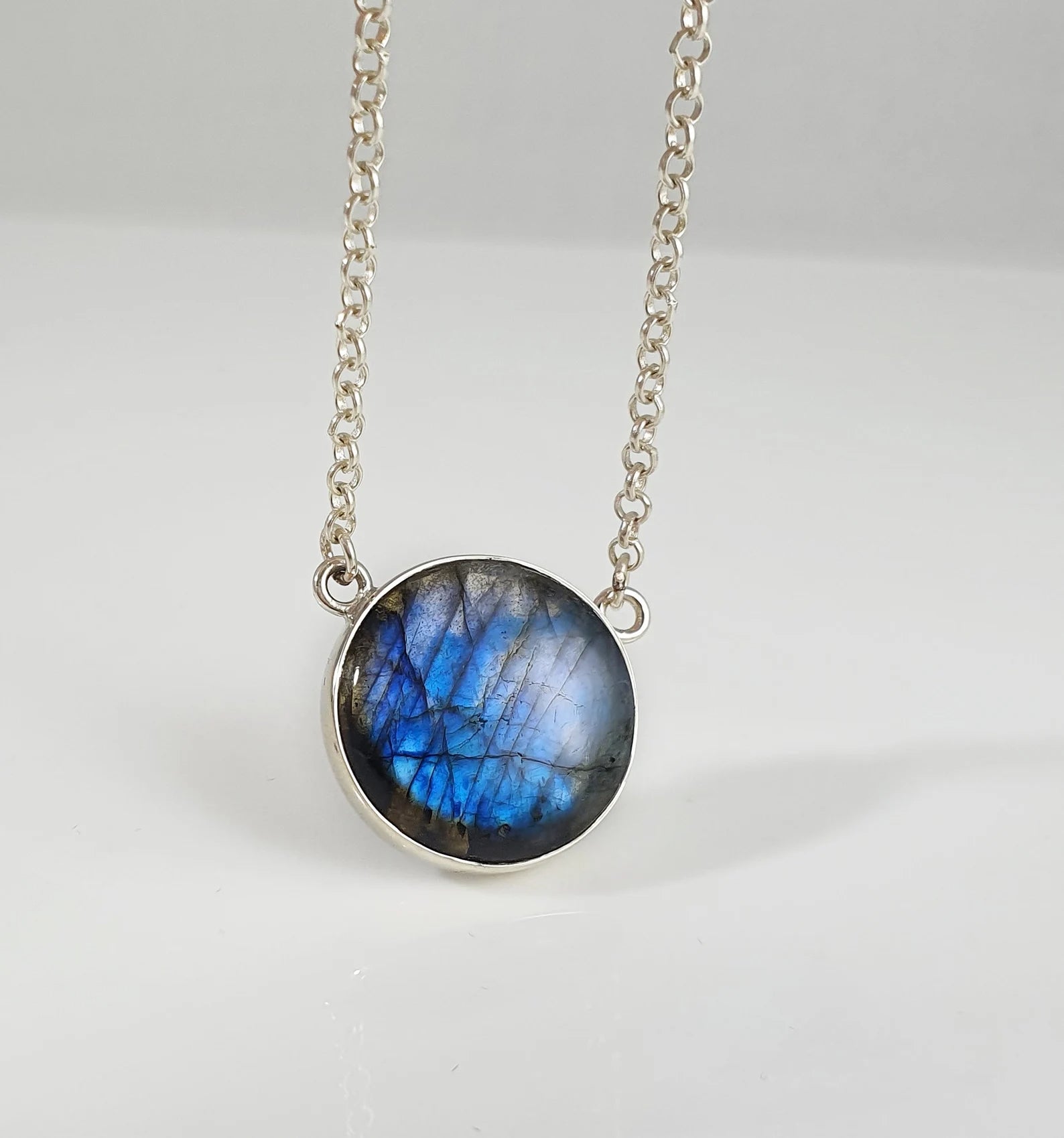 Pendant Round Labradorite on Silver Chain image 0