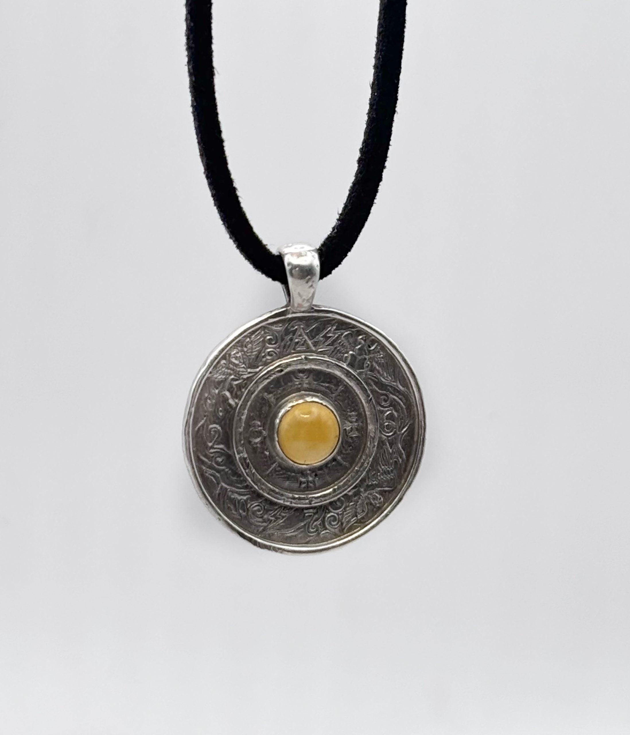 Handmade Wheel of Fortune Tarot Pendant  Australian Jewellery image 3