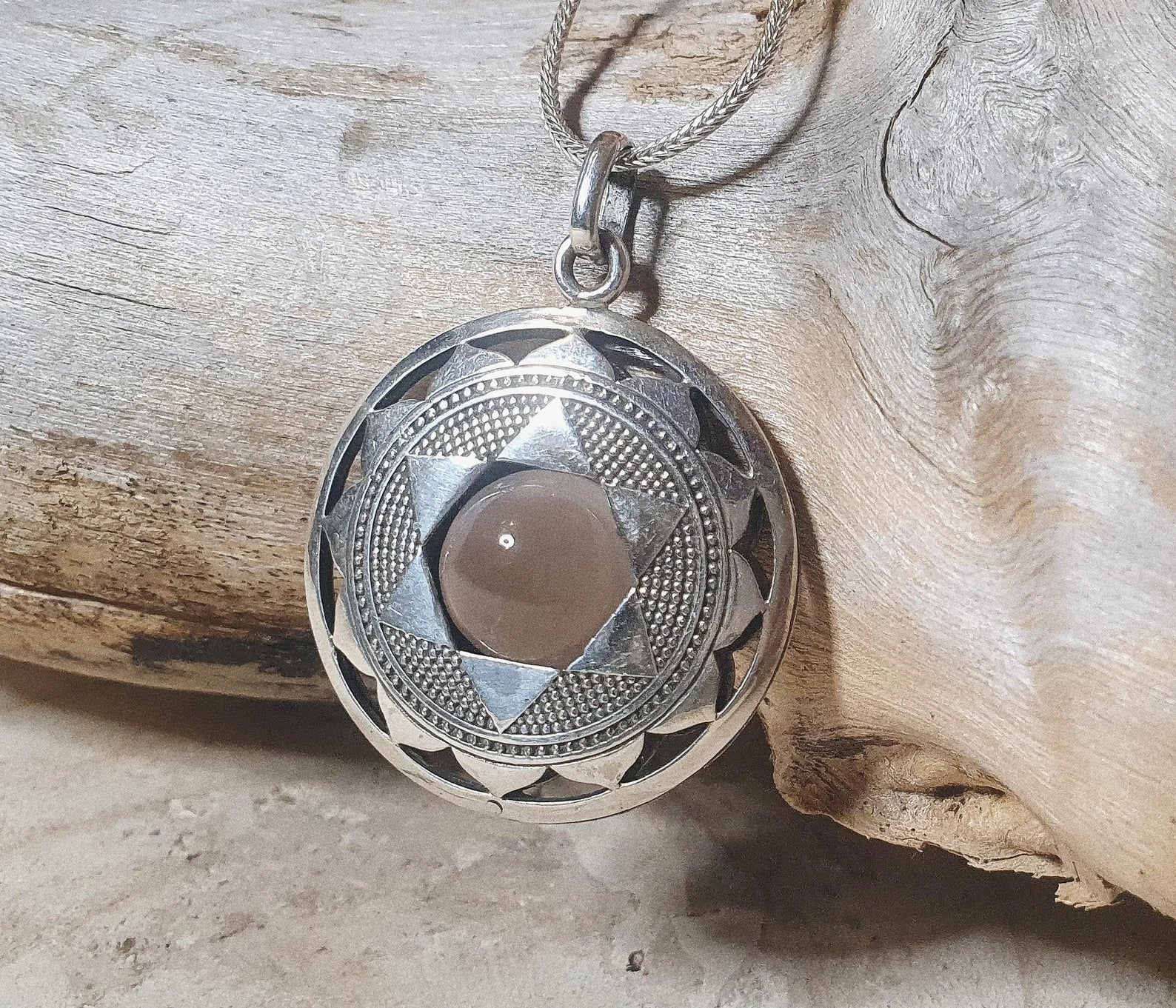 Chakra Pendant Rose Quartz image 1
